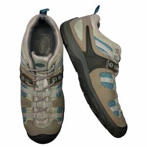 Chaco Canyonland Low Hydra Sneaker tan